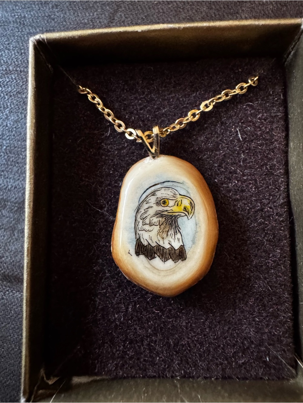 Vintage Gold-Tone Scrimshaw Brown Eagle Pendant Necklace - Women Jewelry